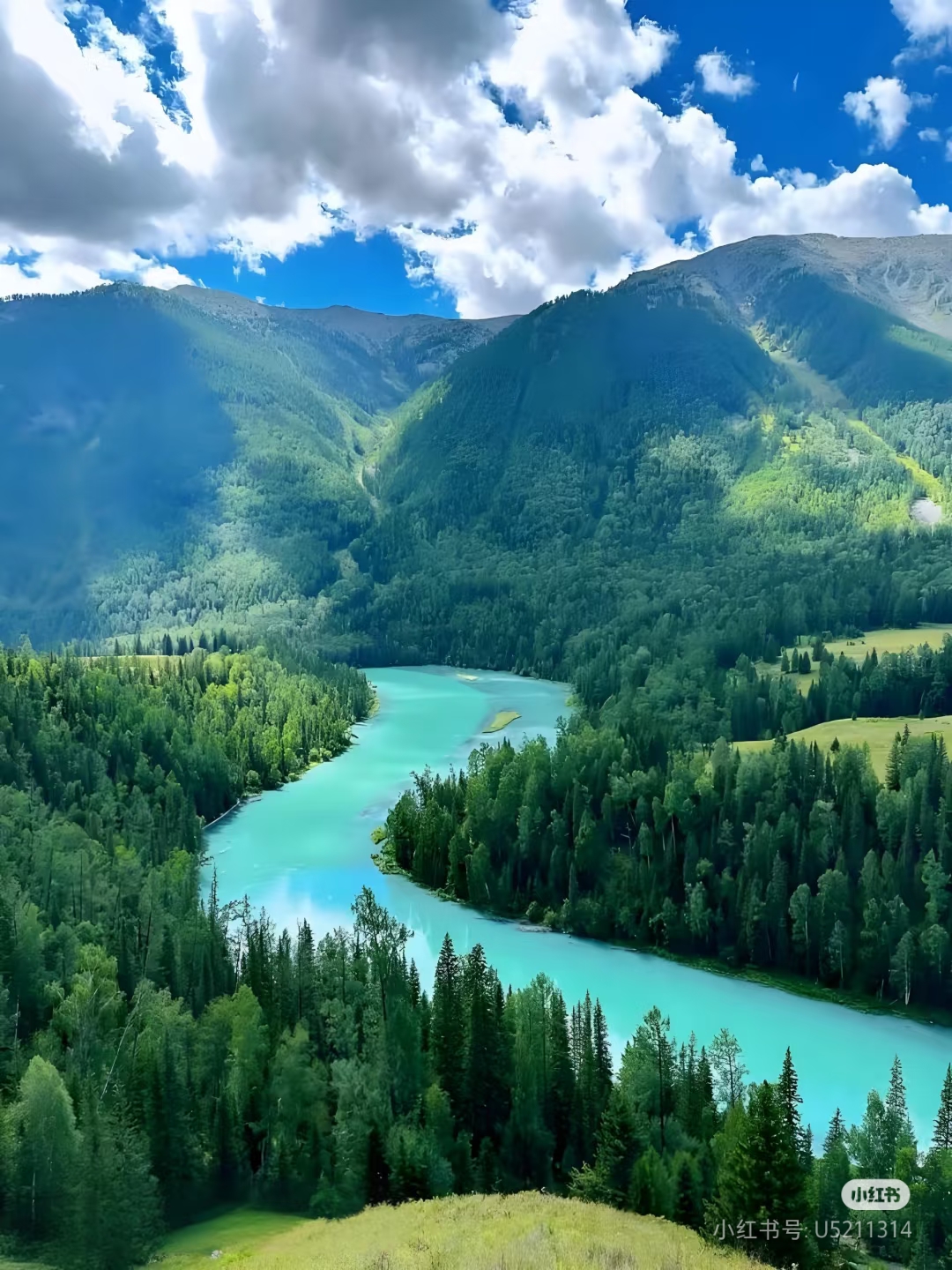 【新疆】天山天池、沙漠公路、五彩灘、喀納斯、禾木村賽里木湖、獨庫0公里、獨山子大峽谷、火焰山 雙飛8日游